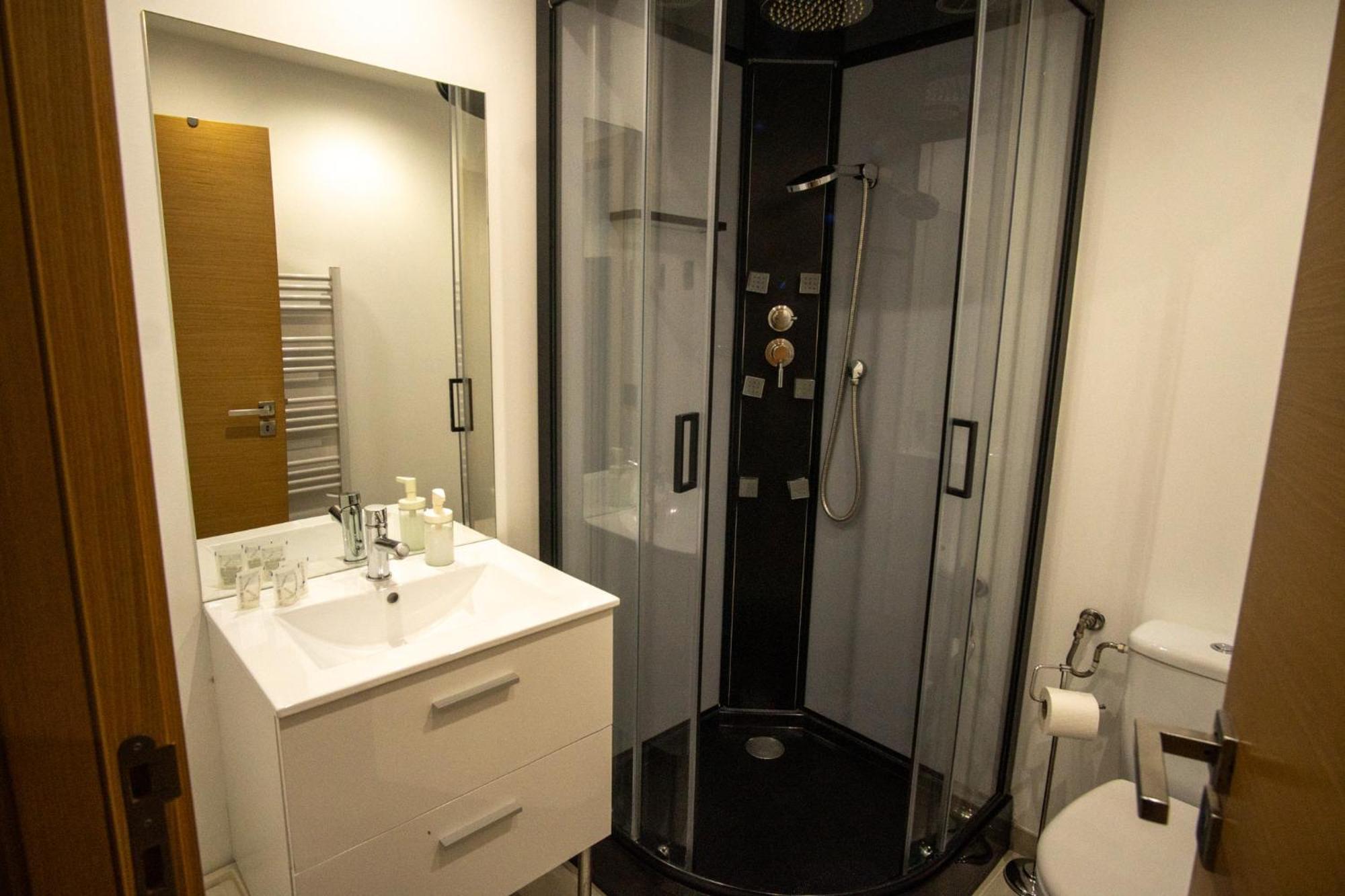 Appartement 1-4 Pers - Proche Paris, Cdg, Grand Paris Arena - A L'Ombre Du Pin "5" Le Pin  Exteriér fotografie
